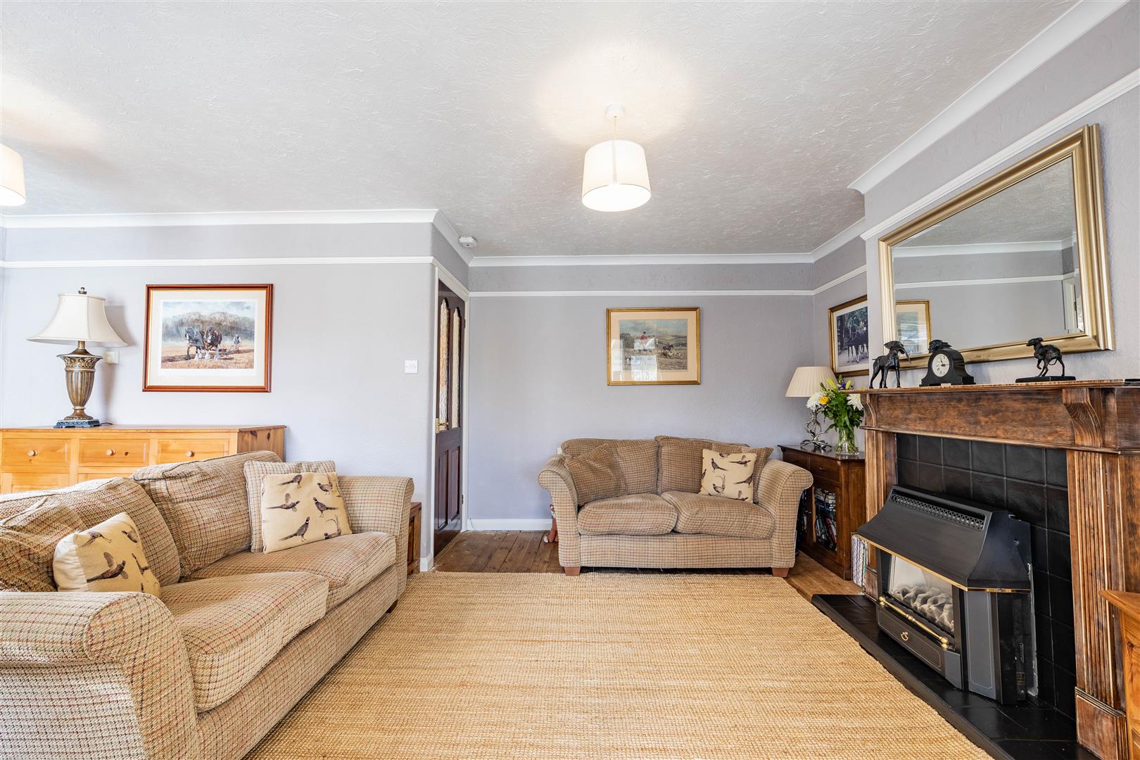 Appointmoor Bellhouse Lane, LeighOnSea